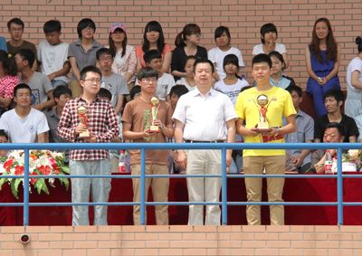 2013年春季运动会圆满闭幕
