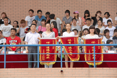 2013年春季运动会圆满闭幕