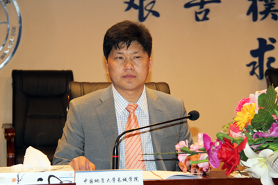 董事长周虎震来院开展大学生就业与创业讲座