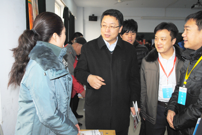 我院成功举办2013届校园大型双选会