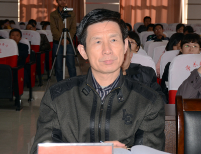 王春满教授应邀来院作专题报告