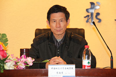 我院召开2012届毕业生就业工作总结表彰暨2013届毕业生就业目标责任书签约会议