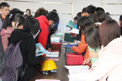 学院举办2012年暑期实习成果展