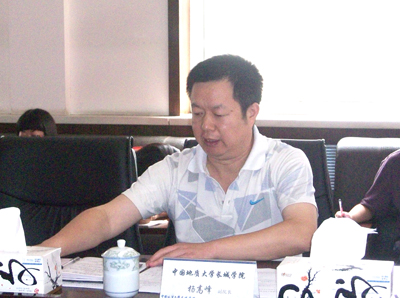 外语系顺利举办提高大学外语教学质量及四级考试通过率研讨会