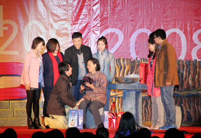 话剧约定无期限走进长城学院