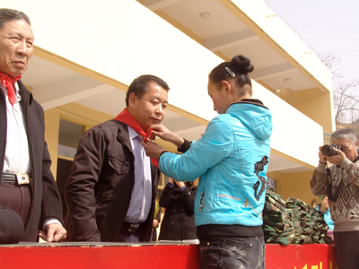我院“大手拉小手”活动在唐县花盆村正式启动
