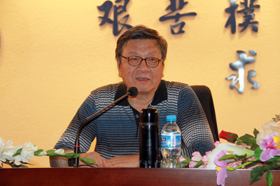 时政论坛邀请韩成武教授来院讲座