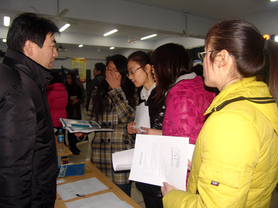 我院成功举办2012届毕业生校园双选会