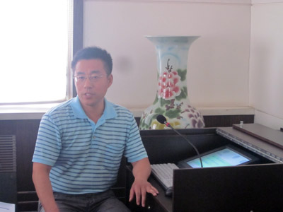学院召开图书情报工作座谈会