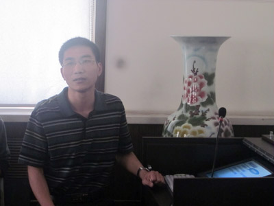 学院召开图书情报工作座谈会