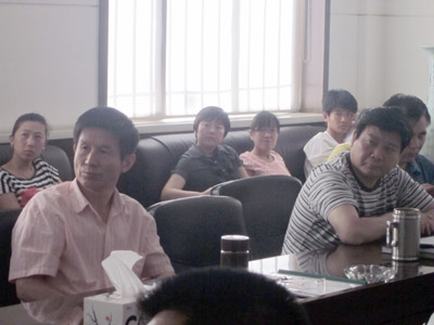 学院召开图书情报工作座谈会