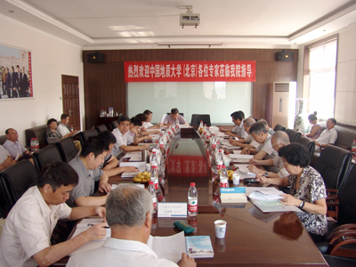 学院迎接校内自评专家组评审  深入推进学士学位评建工作
