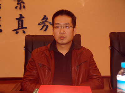 青年志愿者中心成立大会隆重召开