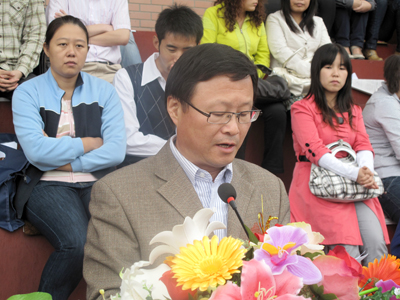 我院10级新生军训结营式暨开学典礼隆重举行