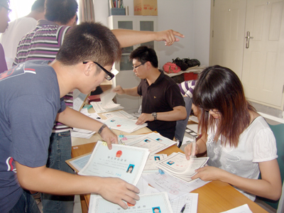 我院2010届毕业生离校工作圆满完成