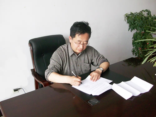 我院大学英语教师网络多媒体技术应用研究项目确立为2010年度河北省社会科学基金项目