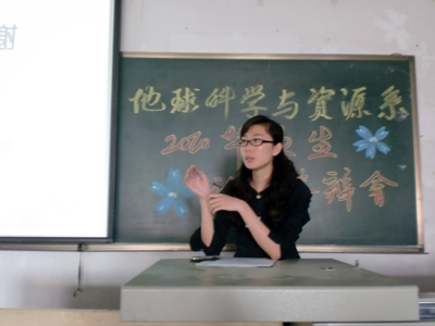 我院06级毕业生论文答辩进行中