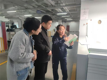 深化产教融合 共育应用人才 —保定理工学院艺术学院赴河北新华第一印刷公司调研