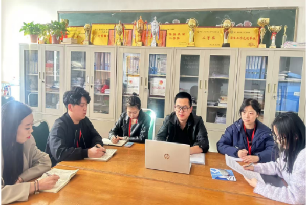 【辅育新知，管培赋能】守护心灵，健康成长——保定理工学院经济学院成功举办辅导员心理危机干预培训会