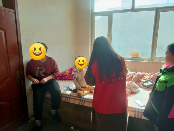 寒假社会实践纪实（二）|保定理工学院|管理学院|探访孤困儿童，用爱温暖寒冬
