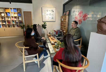 校企共融 赋能人才 ——保定理工学院艺术学院赴河北豆芽品牌策划有限公司调研