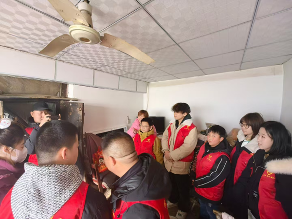 寒假社会实践纪实(五)|保定理工学院|管理学院|社会实践献爱心，送粮行动暖人心