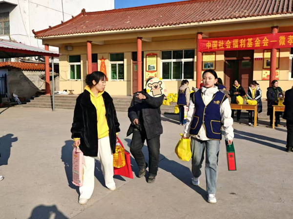 寒假社会实践纪实（六）|保定理工学院|管理学院|爱心下乡润桑榆，物资传递暖人心