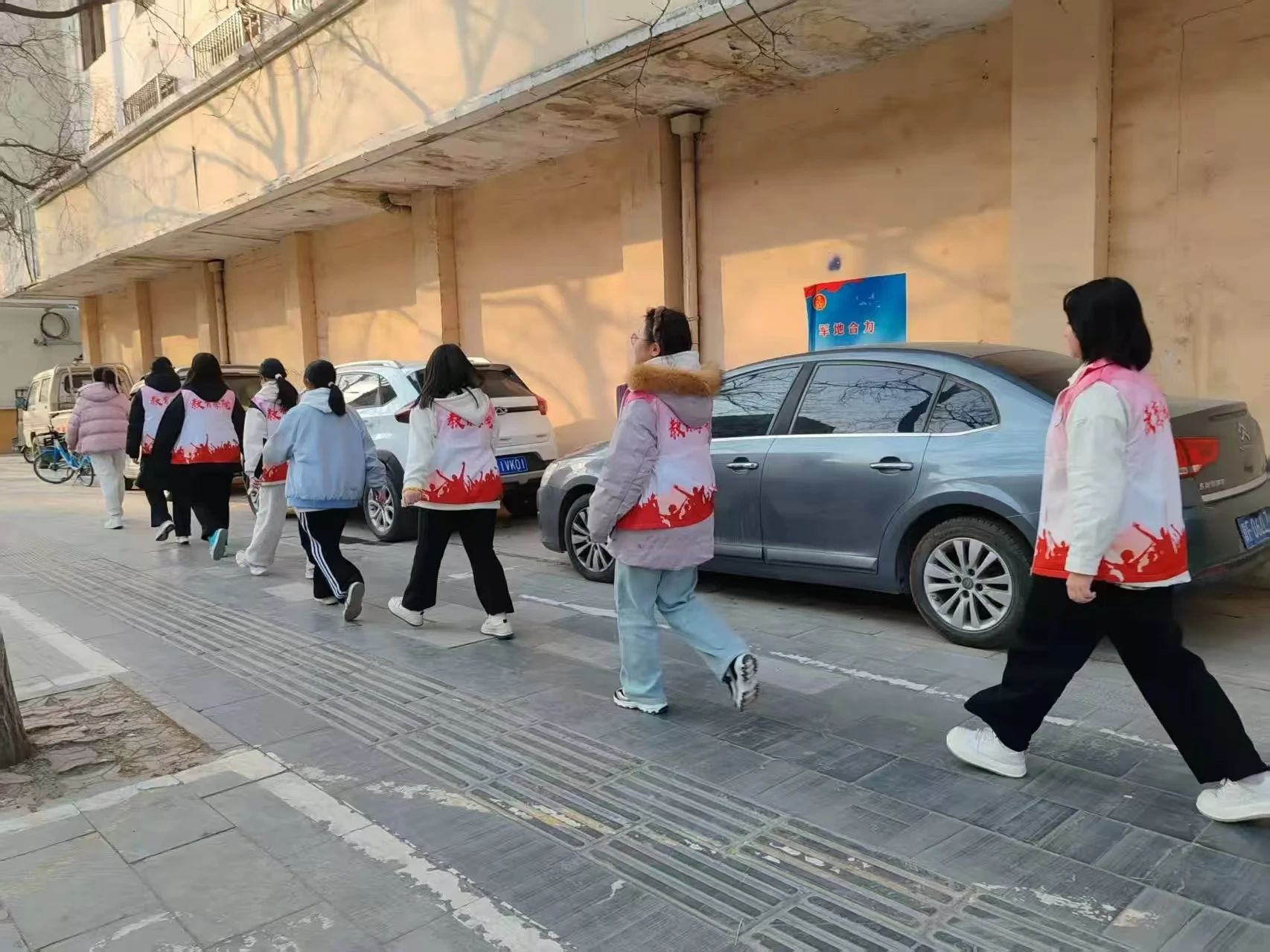 学习雷锋精神，践行教育使命——教育学院雷锋月志愿服务活动