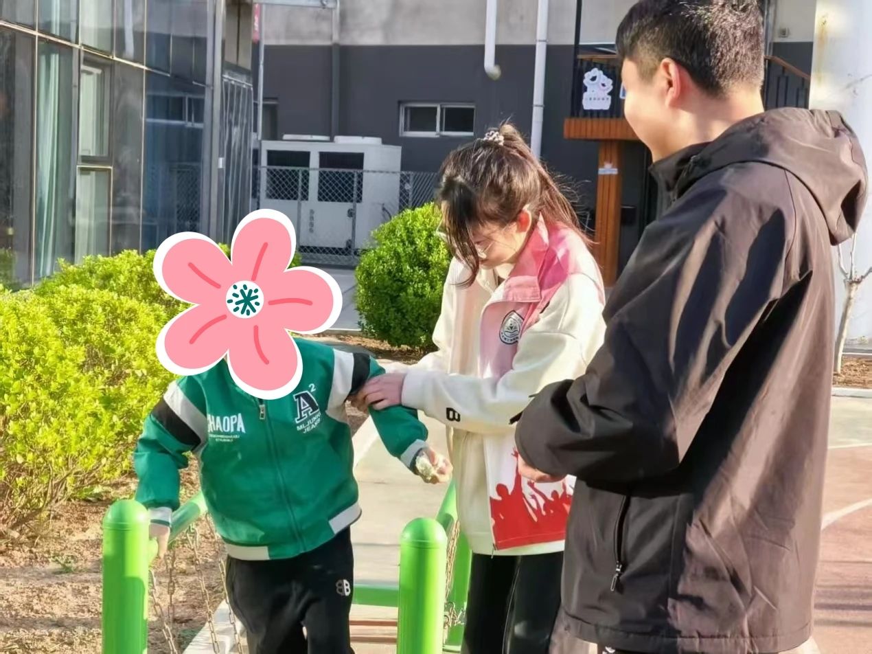 学习雷锋精神，践行教育使命——教育学院雷锋月志愿服务活动