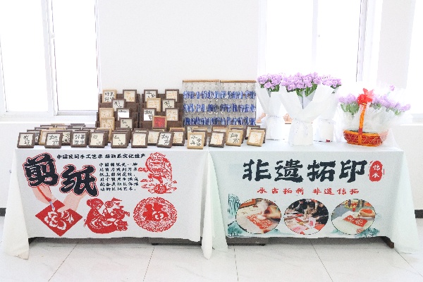 【光影致礼，师恩绵长】浓情谢师恩，定格教育情——保定理工学院康复医学院教师节主题拍照活动温情启办