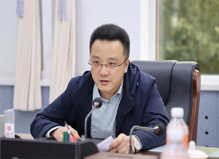 情暖重阳共话发展 保定理工学院举办2025年重阳节 老专家老教授茶话会