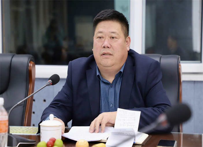 情暖重阳共话发展 保定理工学院举办2025年重阳节 老专家老教授茶话会