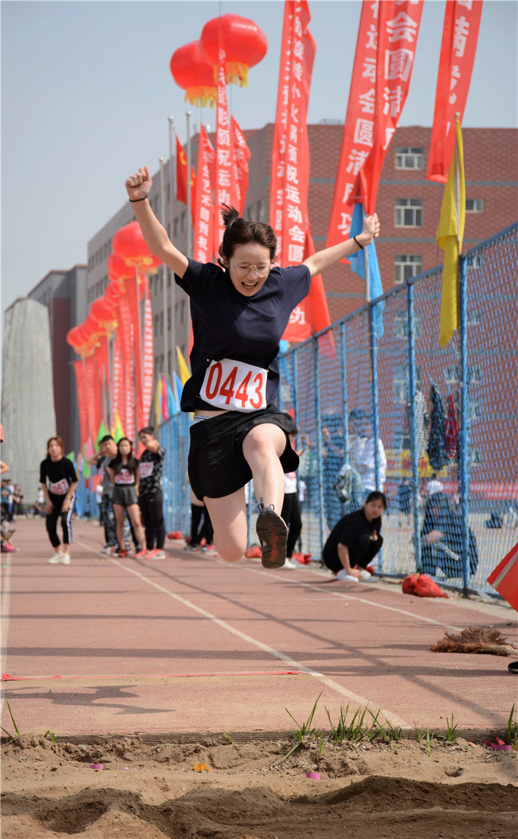 奔跑展现青春  拼搏实现梦想 ——中国地质大学长城学院春季运动会圆满落幕