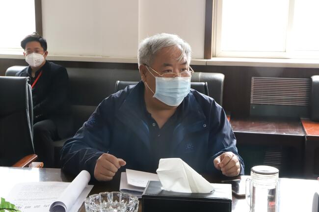 我校召开疫情防控工作布置会议