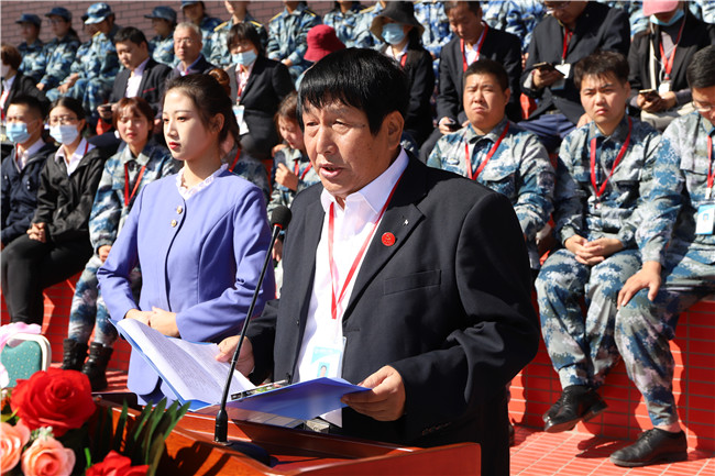 厉兵秣马 扬帆起航我校举行2020级新生军训结营式暨开学典礼