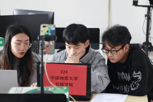 乘风破浪会有时 直挂云帆济沧海 ——管理科学与工程学院工商管理专业斩获两项全国大赛一等奖