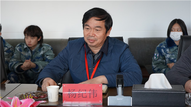 王乐修京簧竹木雕刻技能大师工作室揭牌仪式在我校举行