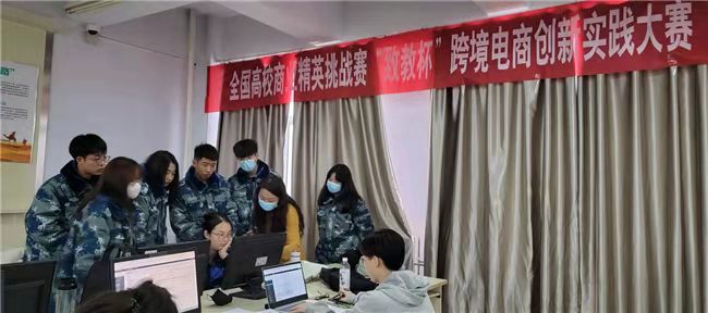 教书育人  从“心”出发