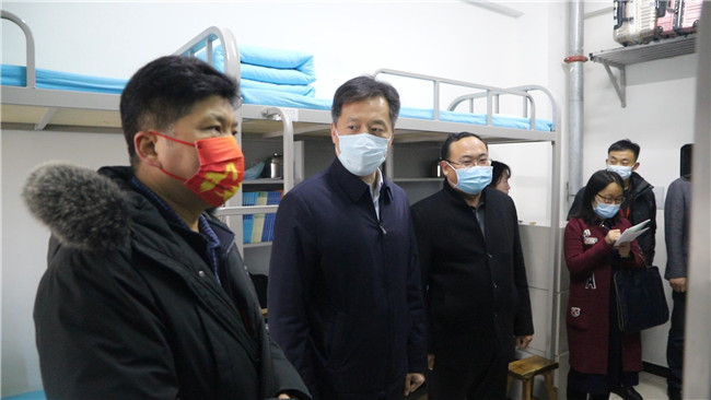 督查指导  防疫攻坚——市领导督导检查我校疫情防控工作