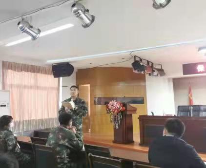 保定理工学院召开学工周例会