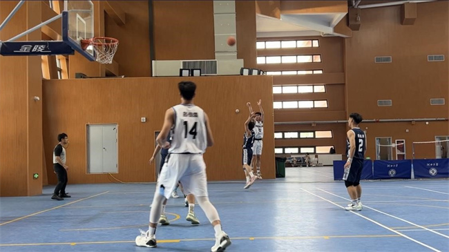 保定理工学院男子篮球队喜获2023年驻保高校篮球赛第三名
