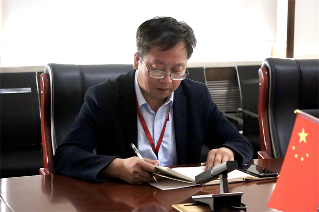 中共保定理工学院委员会召开党委理论学习中心组（扩大）学习会议