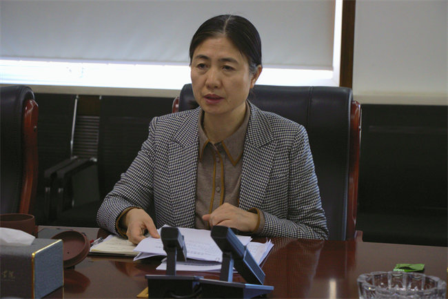 中共保定理工学院委员会召开党委理论学习中心组（扩大）学习会议