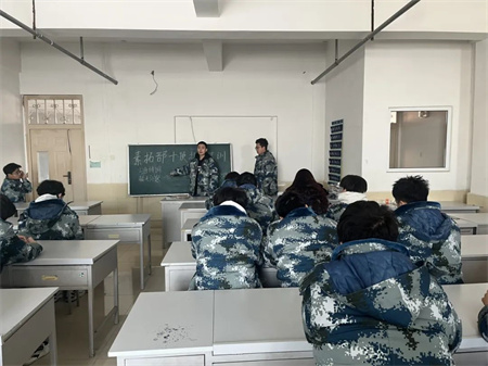 “技能拓展，激发潜能”——保定理工学院艺术学院开展十项技能培训