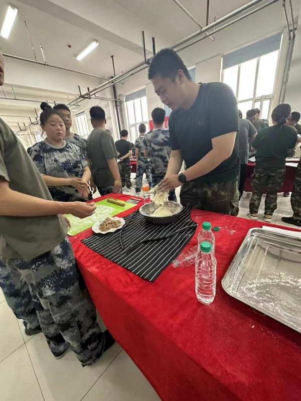 保定理工学院‖管理学院‖劳动创造美好明天 竞技迸发生活激情