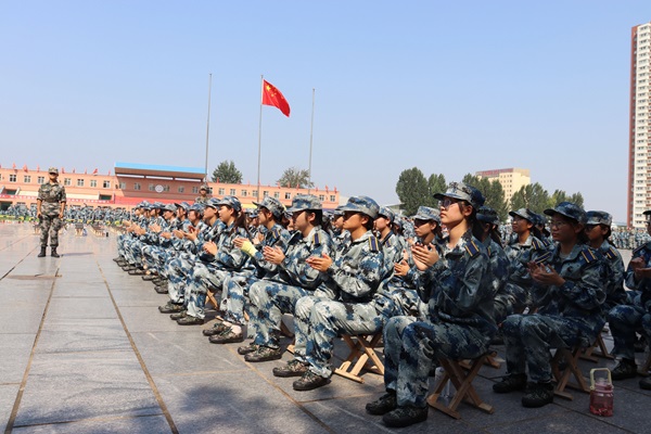 保定理工学院||管理学院||扬帆起航，2023级军训进行时！