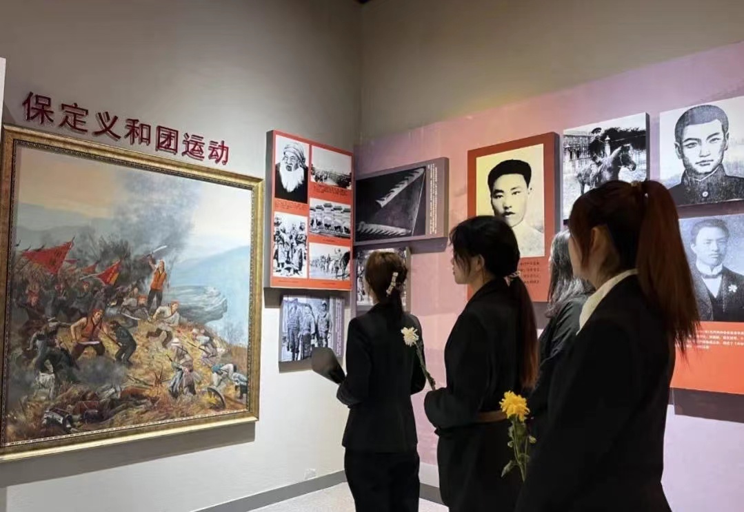 保理会计学院缅怀革命烈士,继承先烈遗志