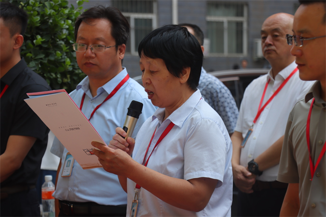此去提衡霄汉上， 鹏抟鲲运更论程——保定理工学院教职工私家车喜送毕业生启动仪式
