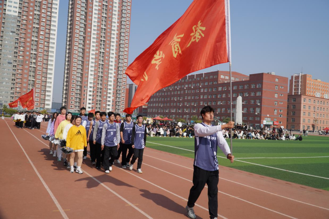 保定理工学院第十九届“学院杯”篮球赛暨第一届啦啦操大赛开幕式成功举办