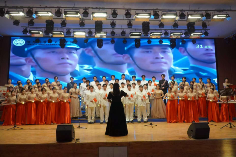 青春校园|以青春之名,颂盛世华章--保定理工学院纪念“一二·九”运动大型合唱会圆满落幕